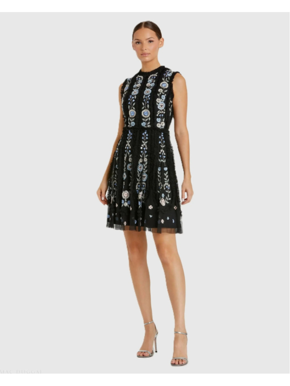 MAC DUGGAL
Black Sleeveless High Neck Embroidered Mini Dress